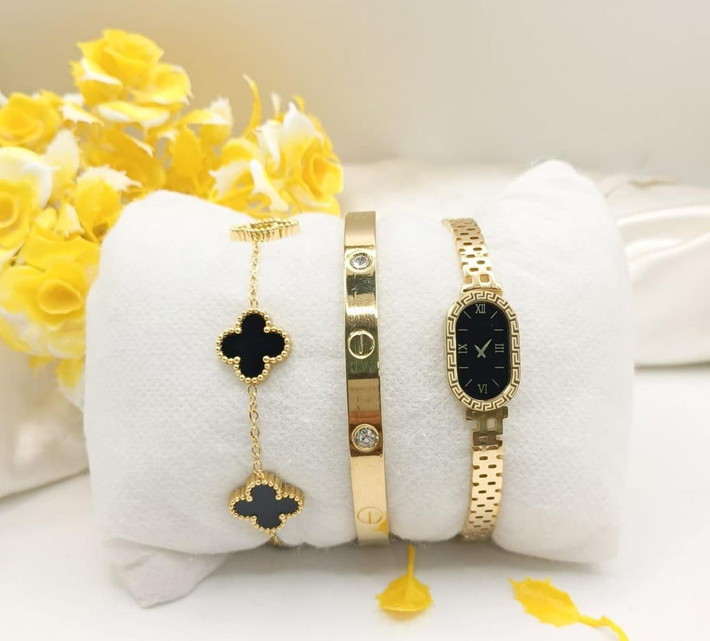 Midnight Clover Bracelet