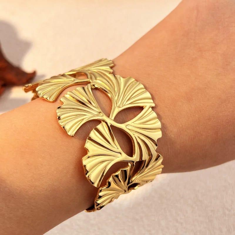 Eternal Leaf Bracelet