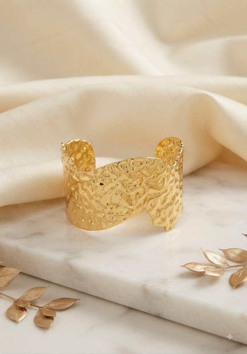Golden Textured Luxe Cuff