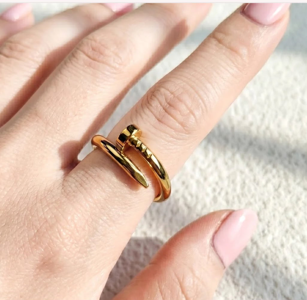 Nail Luxe Ring