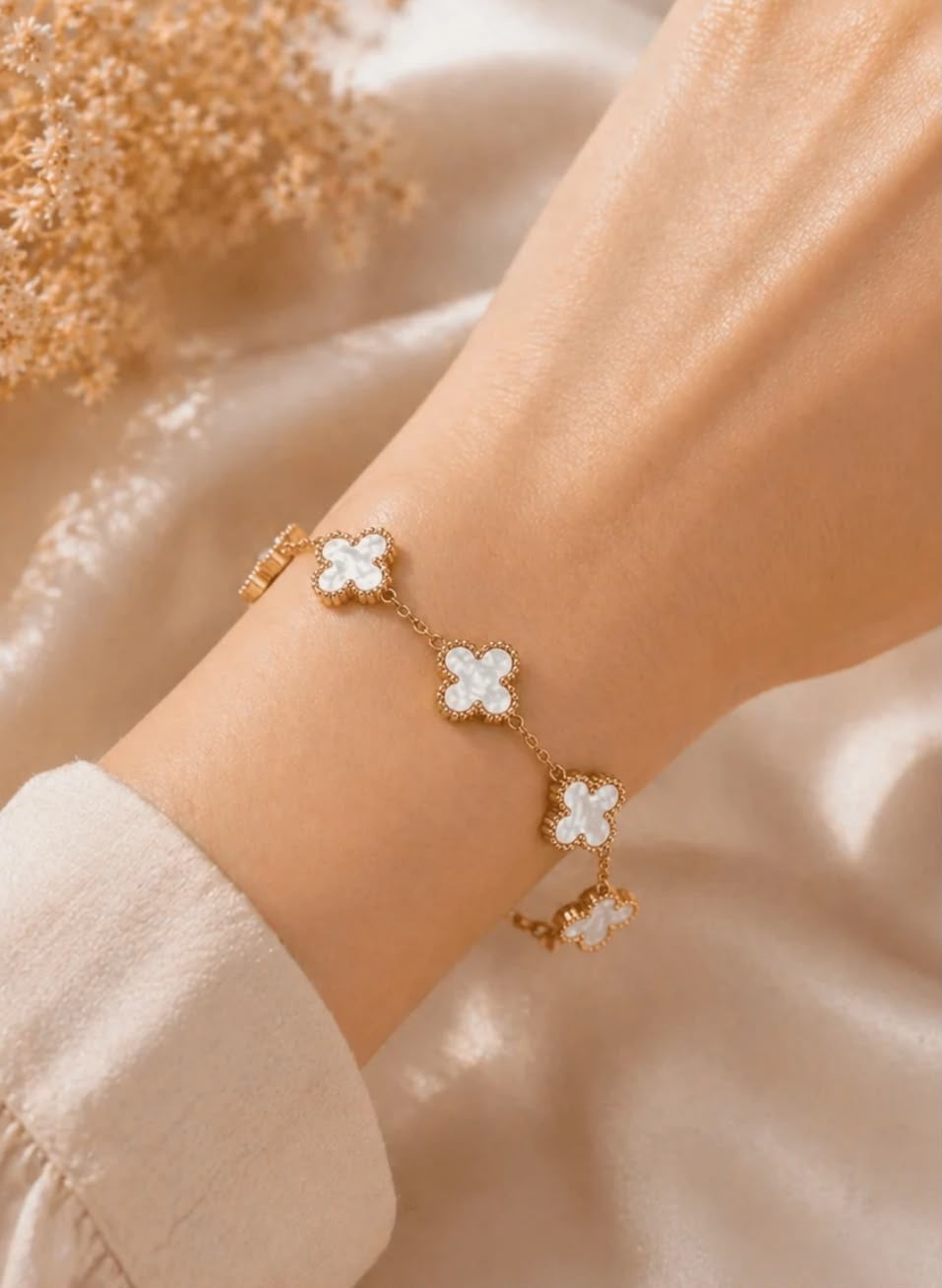 Ivory Clover Bracelet